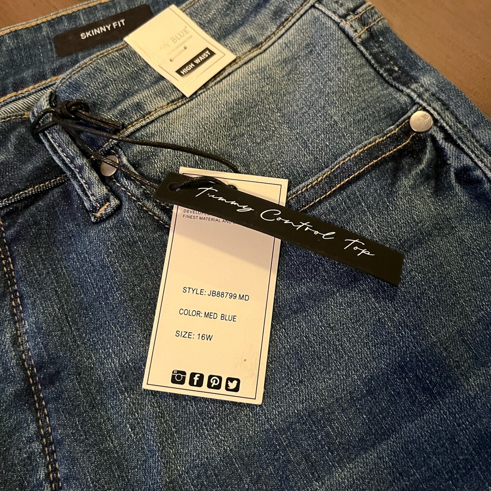 Judy Blue Skinny Tummy Control Fit Blue Women's Jeans - Picture 2 of 8